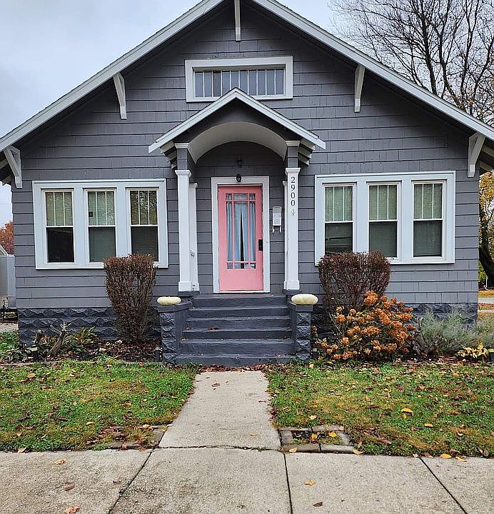 1st image of 2900 Richmond Ave