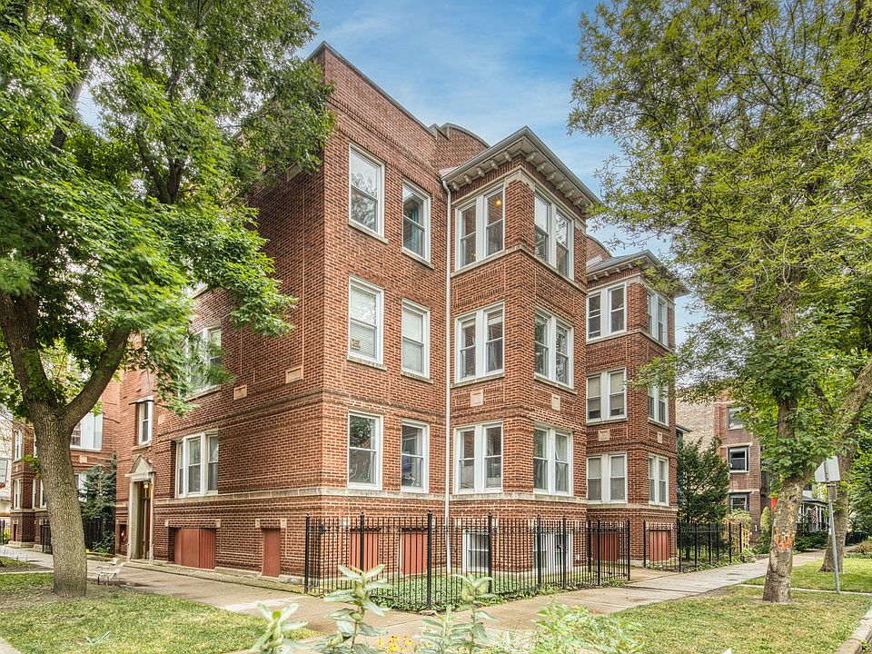 1st image of 2501 W Leland Ave APT 3