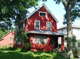 212 9th St S, La Crosse, WI 54601