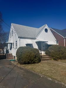 21 Perry St, Belleville, NJ, 07109