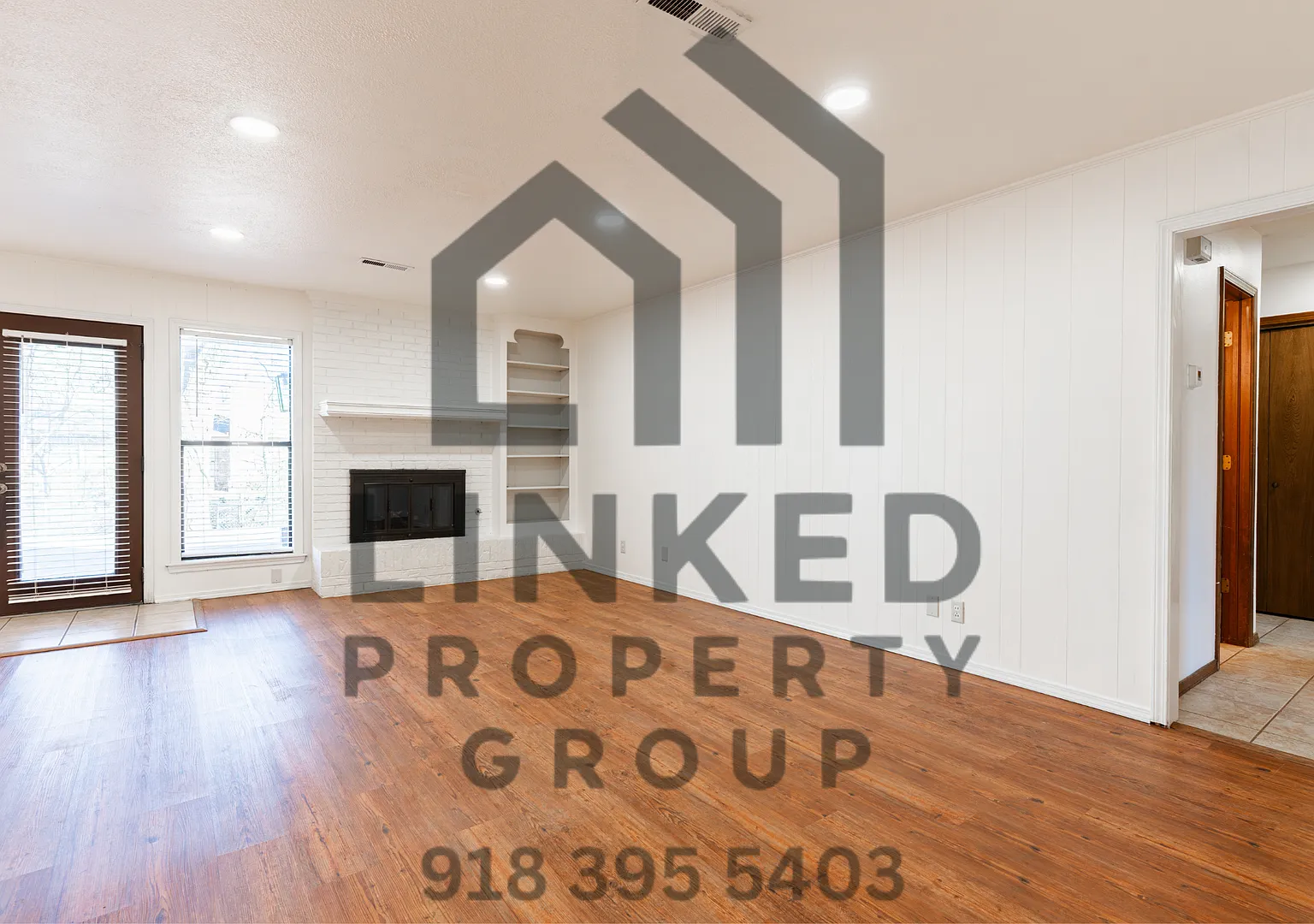 Beautifully updated 3-bedroom, 2-bathroom home — Photo 4