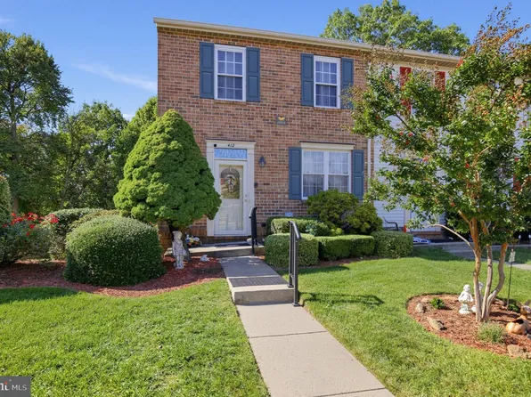412 Logan Dr, Westminster, MD 21157