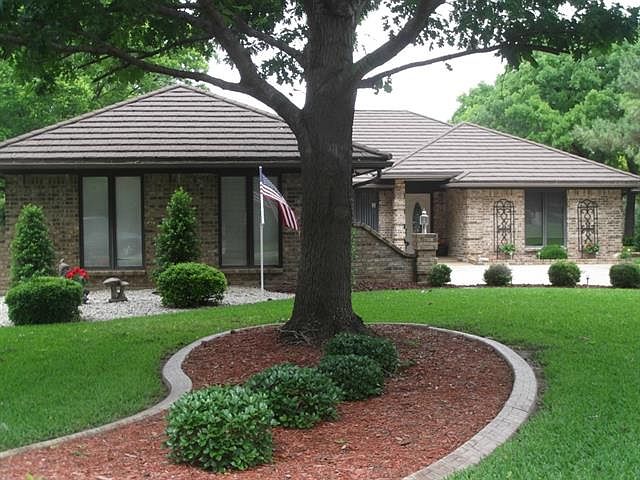 1st image of 309 Driftwood Ct