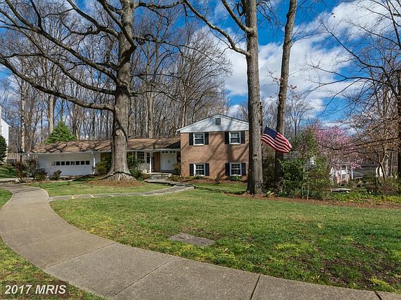 Amazing corner lot on a quiet cul-de-sac