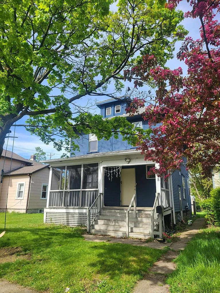 6218 11th AVENUE photo 1