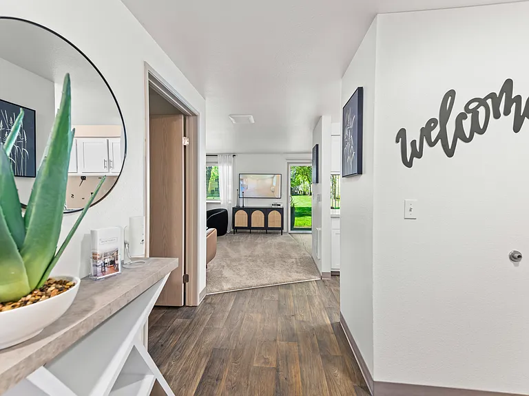 Monterey Apartments — Photo 35