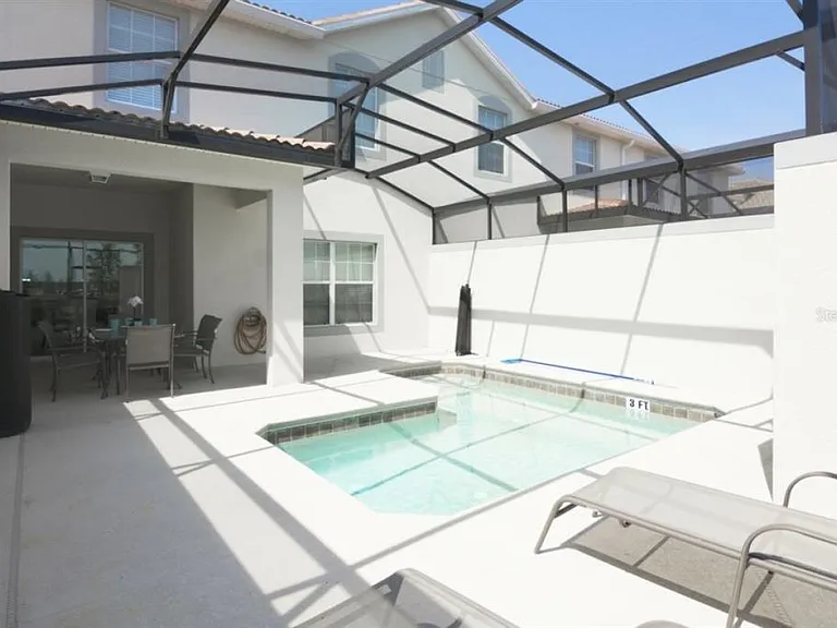 4807 Clock Tower Dr — Photo 20