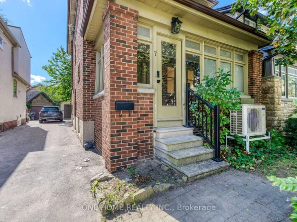 7 Methuen Ave, Toronto, ON M6S 1Z7