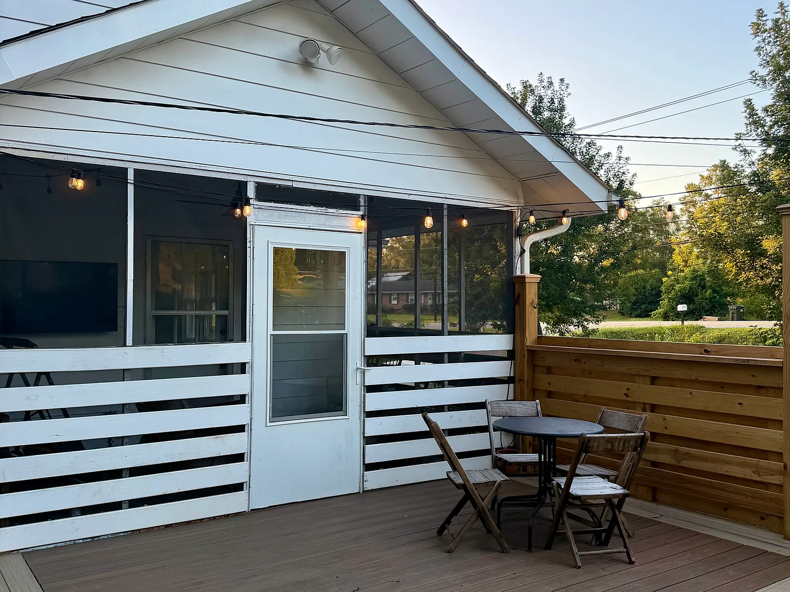 3 bed, 1415 sqft, $1,825 — Photo 2