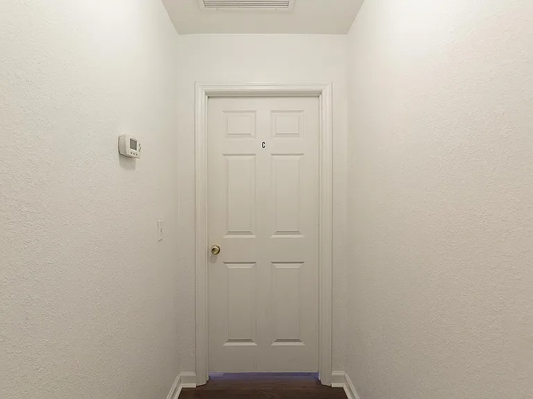 Unit Photo