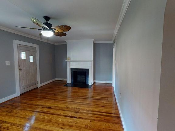 3rd image of 702 E 2nd North St