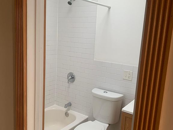 2nd image of 9415 Foster Ave #3