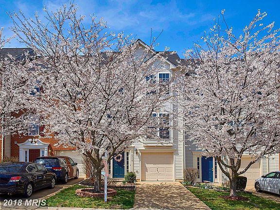 3rd image of 15110 Gaffney Cir