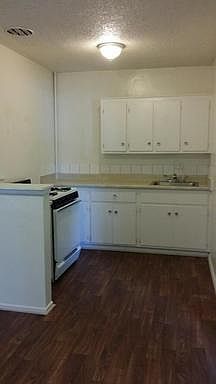 3rd image of 528 N Pauline St APT 2