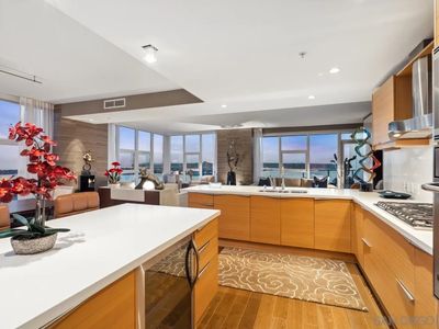 1325 Pacific Hwy #3102, San Diego, CA, 92101