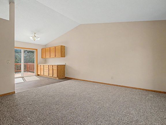 3rd image of 2215 Hulett Ave