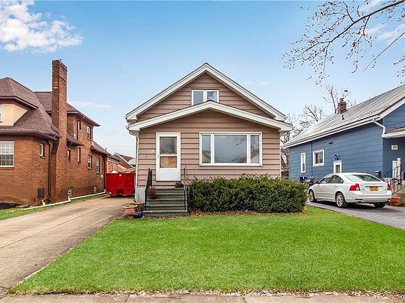 2nd image of 39 Magnolia St