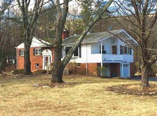 40 Maverick Rd, Hurley, NY 12498