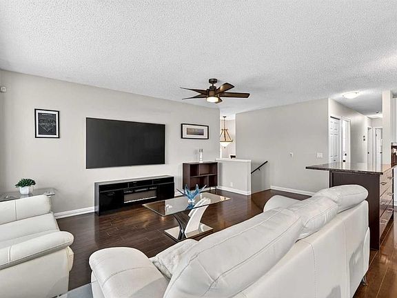 4th image of 111 E Sanderling Rise NW