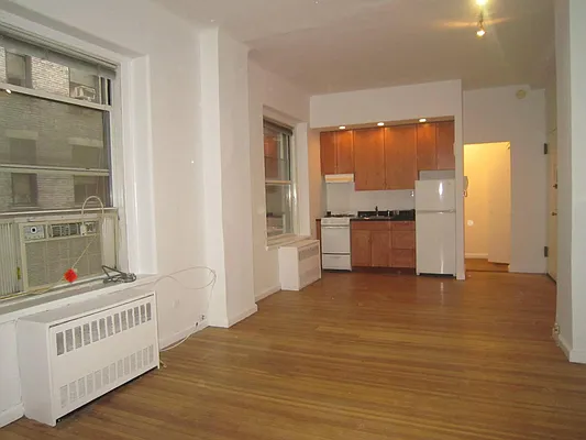 Rented by Immac Realty | media 32