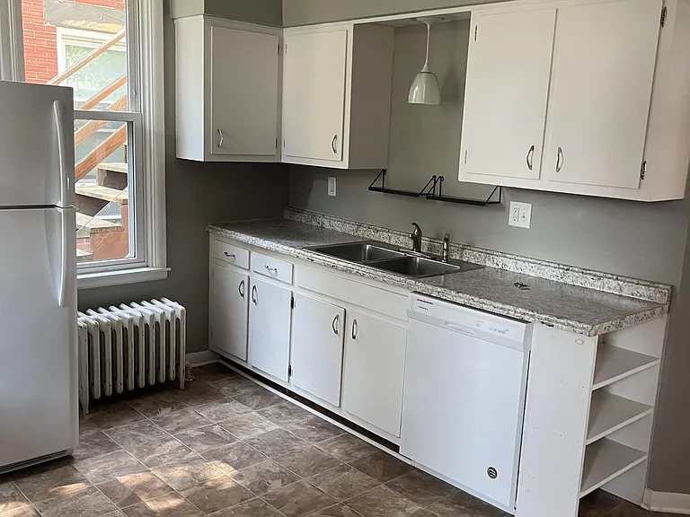 538 Alexander Ave #1 — Photo 1