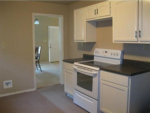 4th image of 312 N McKinley Ave