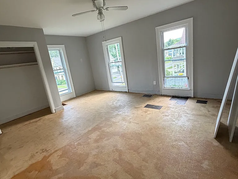 Getting new carpet