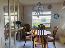 441 Burgundy Ave, Delray Beach, FL