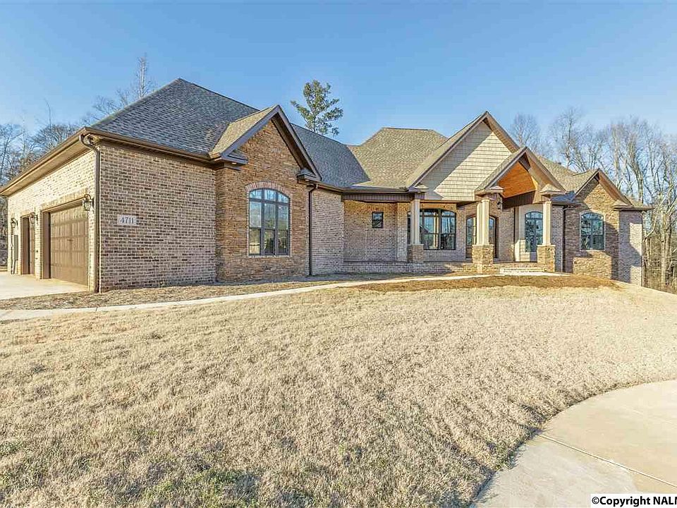 1st image of 4711 River Bank Cir SE