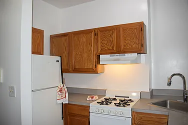 Rented by Willie Kathryn Suggs, LREB