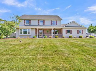 1813 Hunter Dr, Mechanicsburg, PA 17050