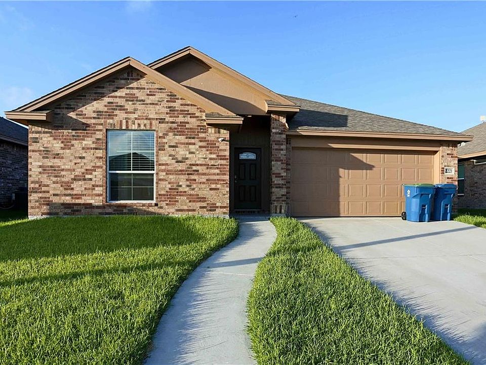 1st image of 2221 Mangrove Dr
