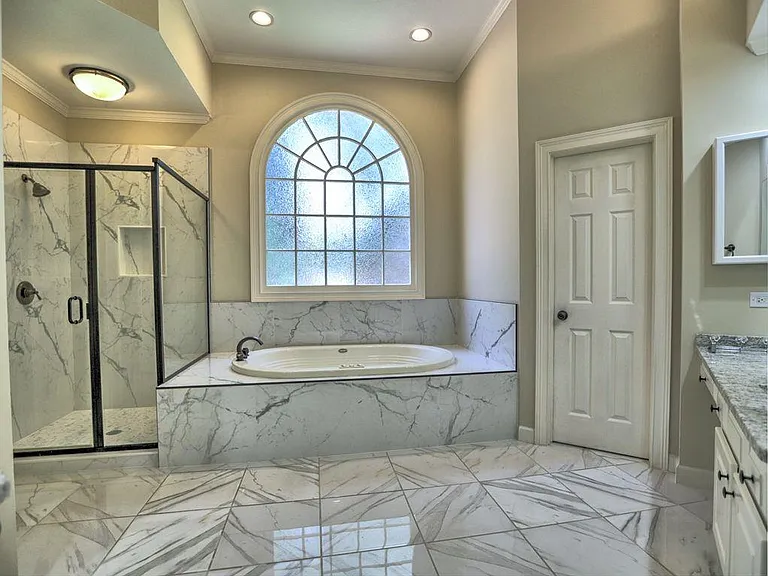 3237 Waldwick Way SE — Photo 15