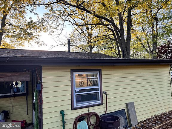 4th image of 434 Poplar Rd