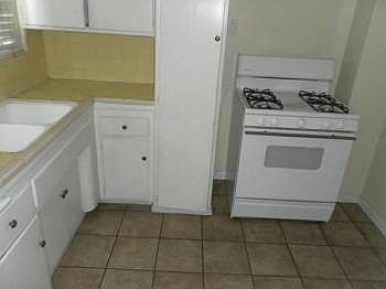 4th image of 1100 Forest St APT 4