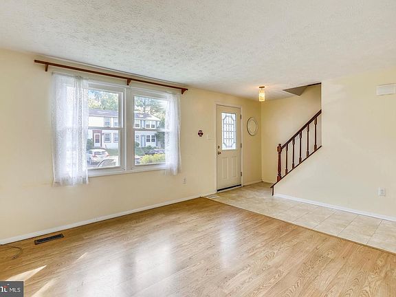 2nd image of 11127 Captains Walk Ct
