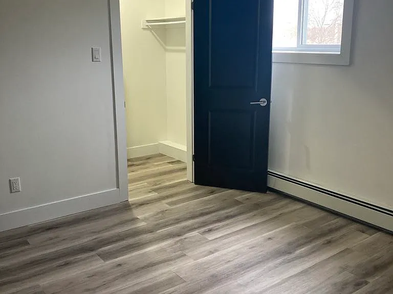 190 Oakdene Ave #110 — Photo 7