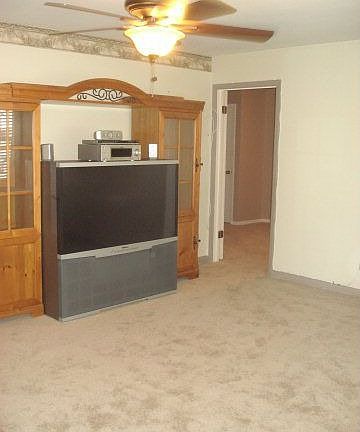 2nd image of 3209 Baumann Ave