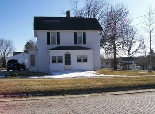 706 Adair St, Adair, IA 50002