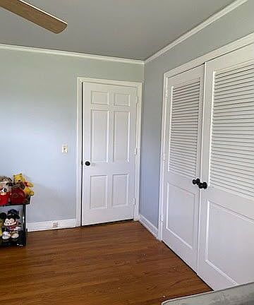 5th image of 200 W Point Dr