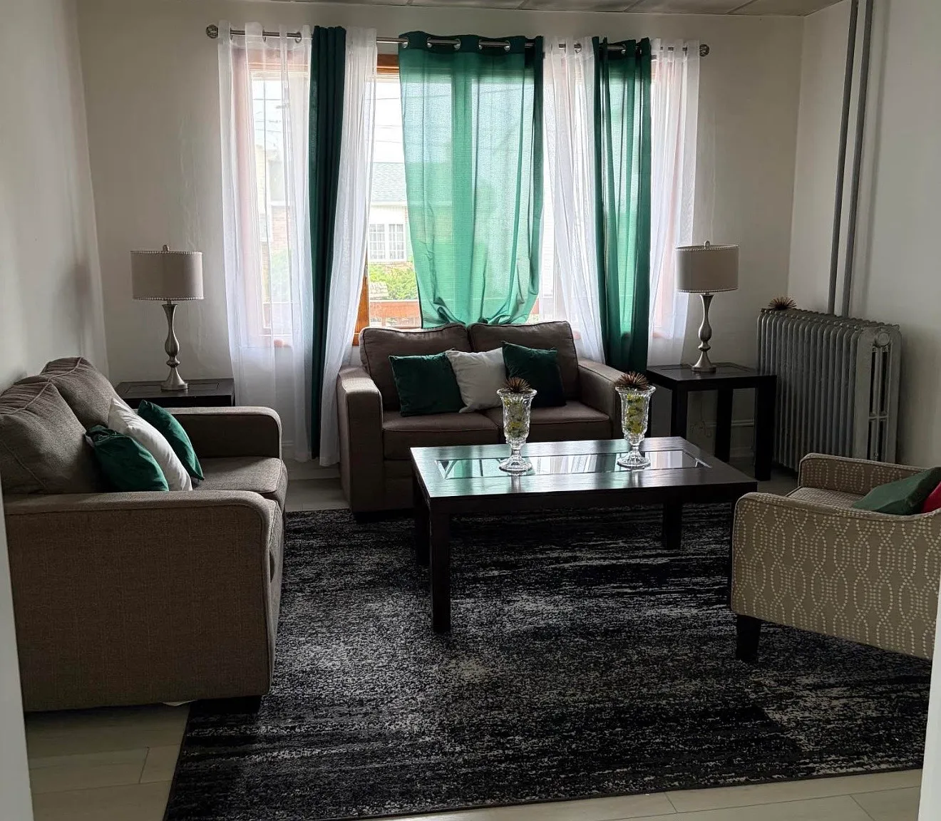 3 bed, $1,450 — Photo 4