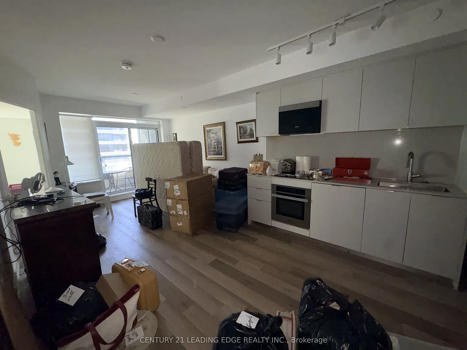 2 bed, $2,450 — Photo 2