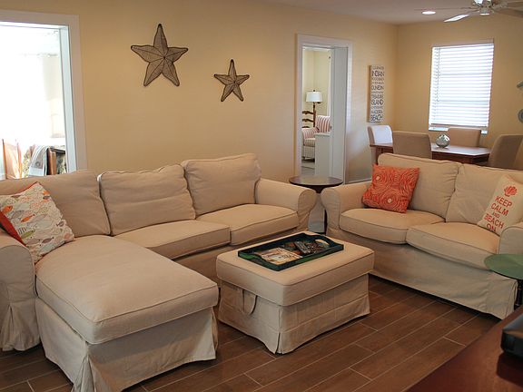unit 3 living room