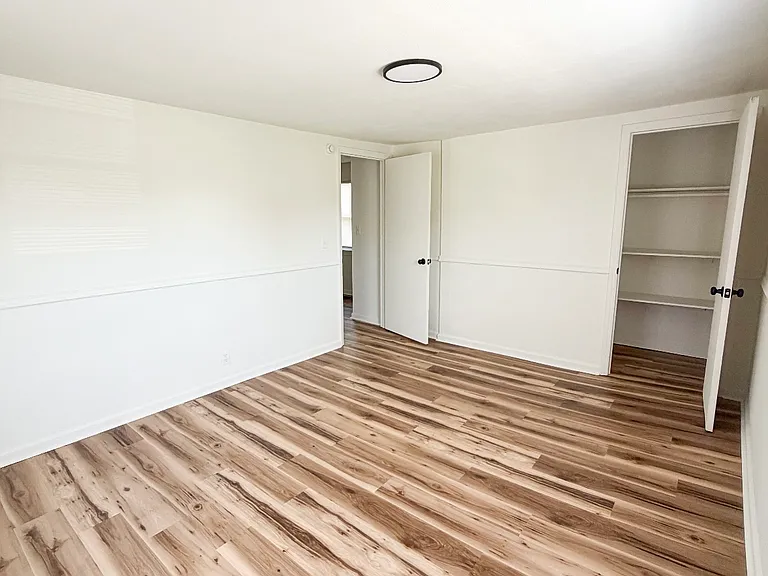 607 Moorman Ave NW — Photo 17