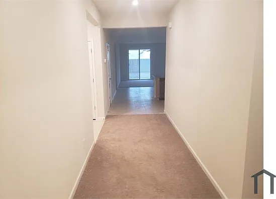 4 bed, 2370 sqft, $2,500 — Photo 1