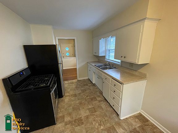 3rd image of 1352 108th Ave NE