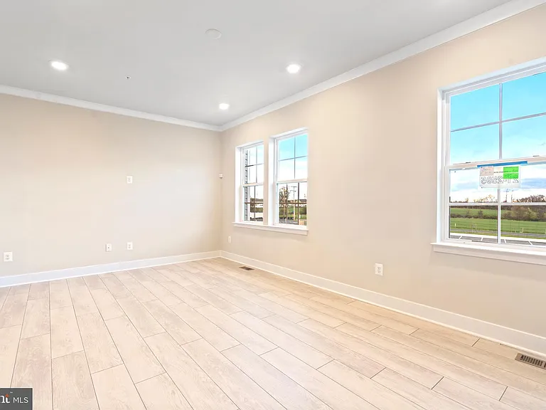 1421 Clingmans Dome Dr — Photo 8