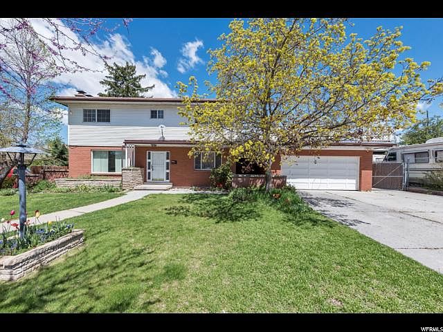 1st image of 1915 E Bosham Ln