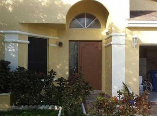 3260 Lucerne Way, Hollywood, FL 33025