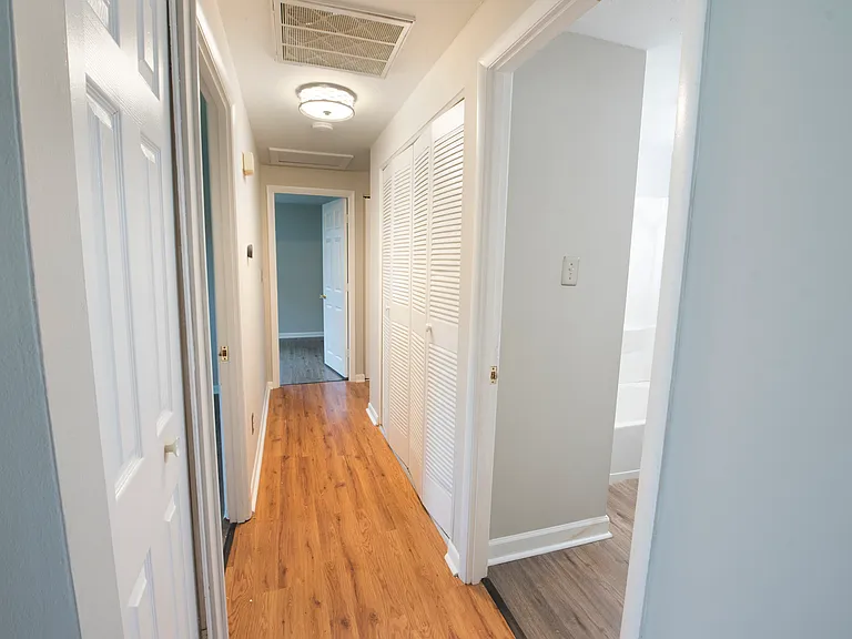 3700 Caracas Dr — Photo 15